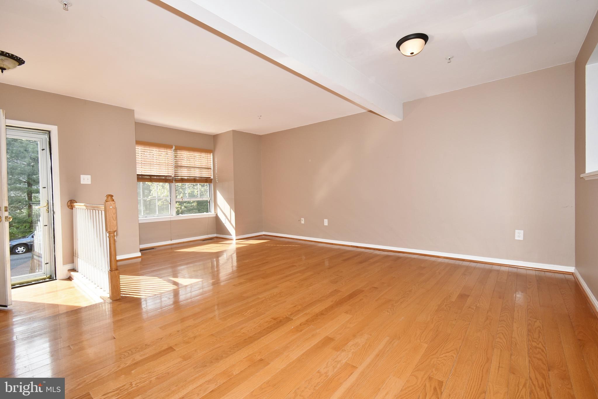 HUNTERS CROSS - Residential Lease