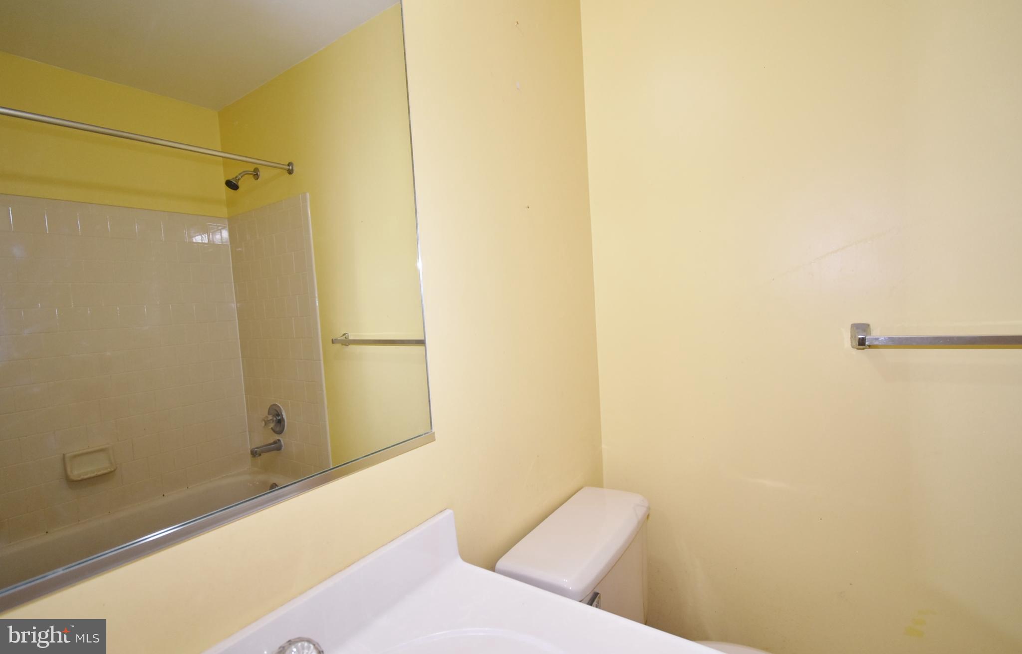 HUNTERS CROSS - Residential Lease