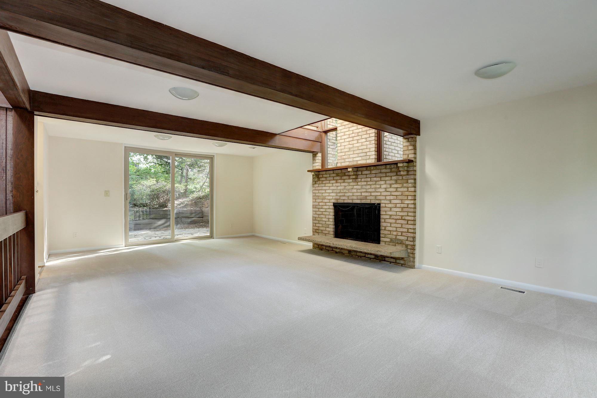 WOODSIDE PARK - Residential