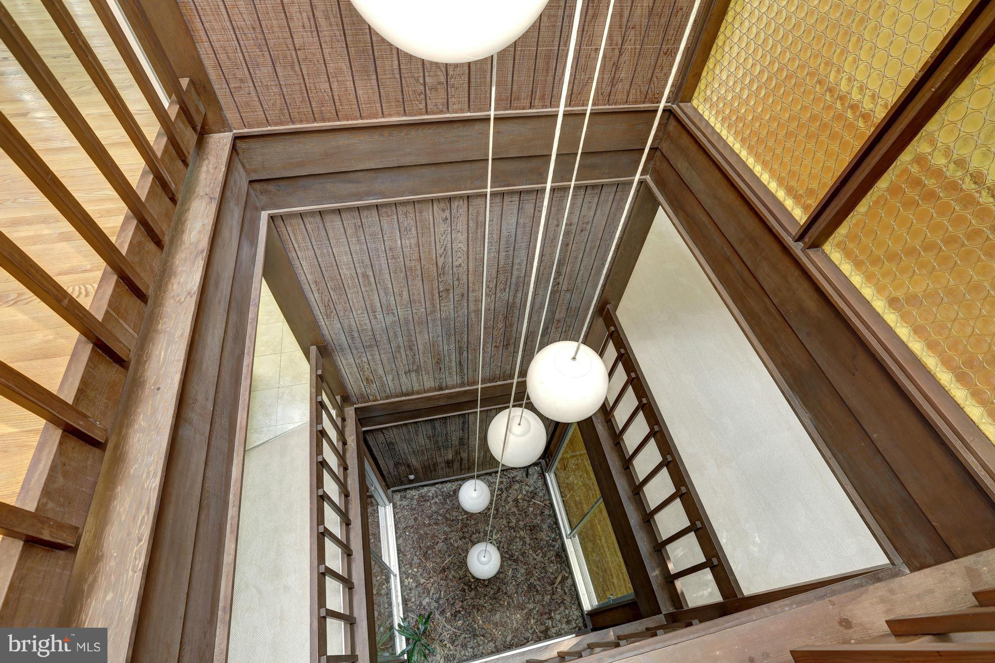 WOODSIDE PARK - Residential