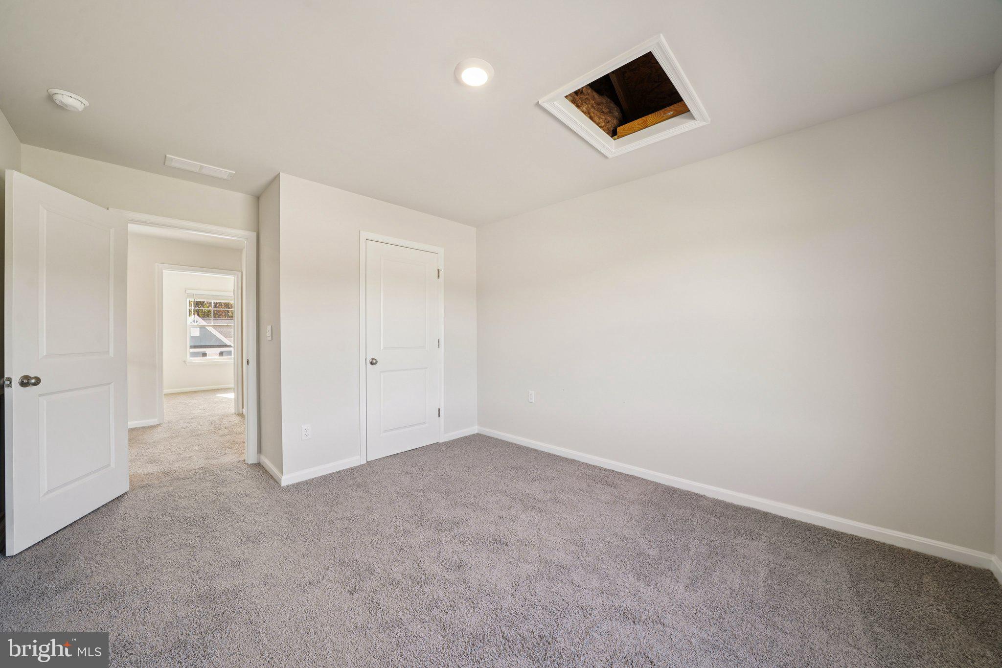 LADYSMITH VILLAGE - Residential