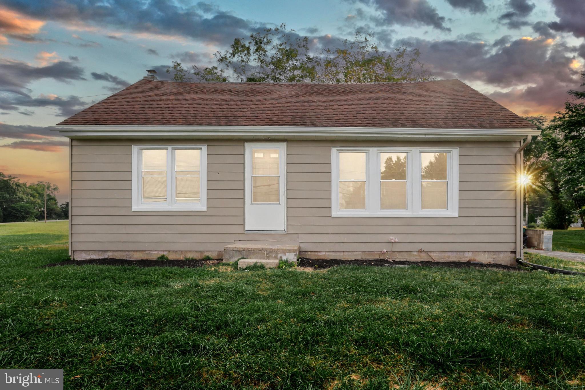 455 PETERSBURG ROAD