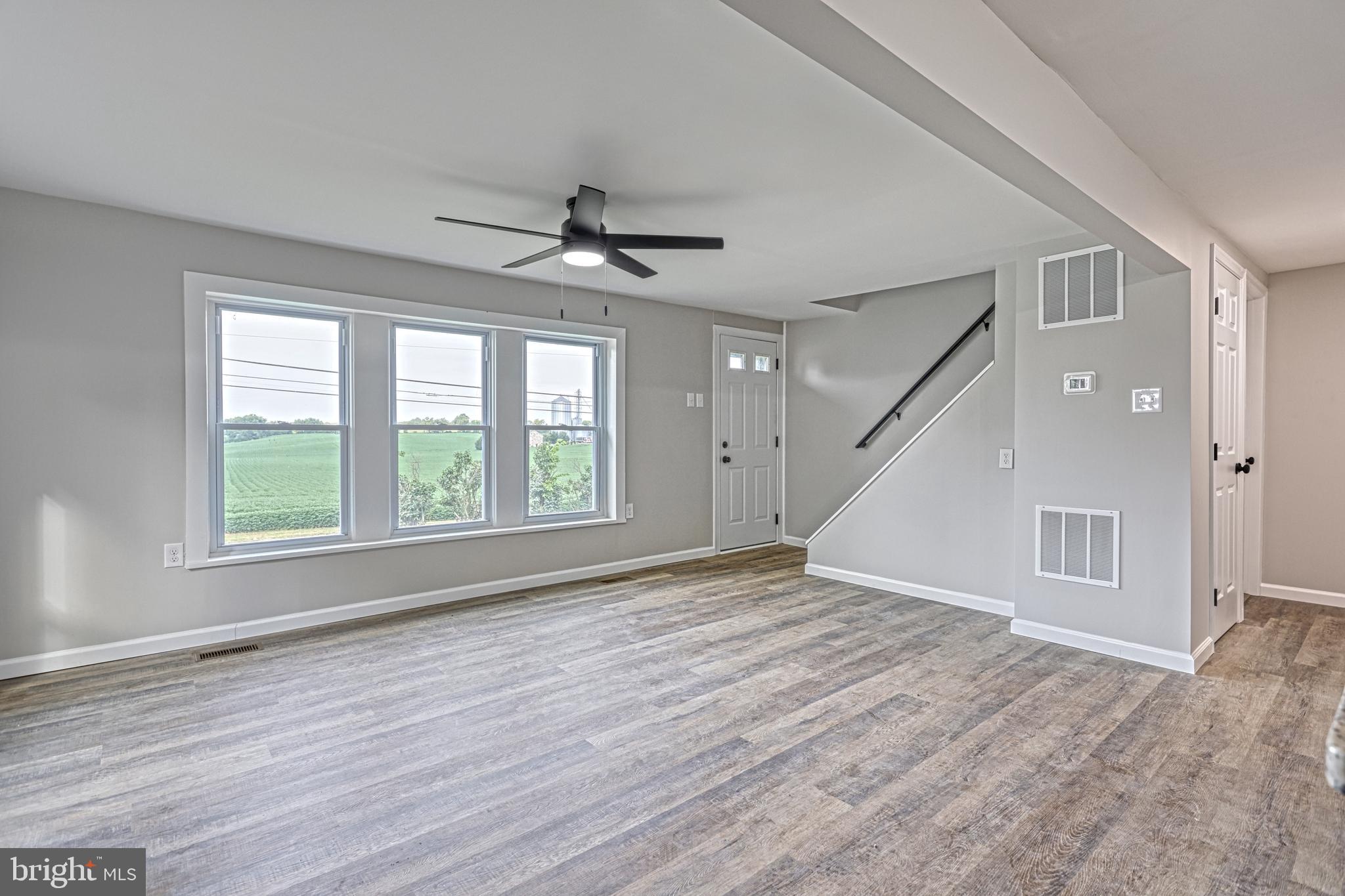 SOUTH MIDDLETON - Residential