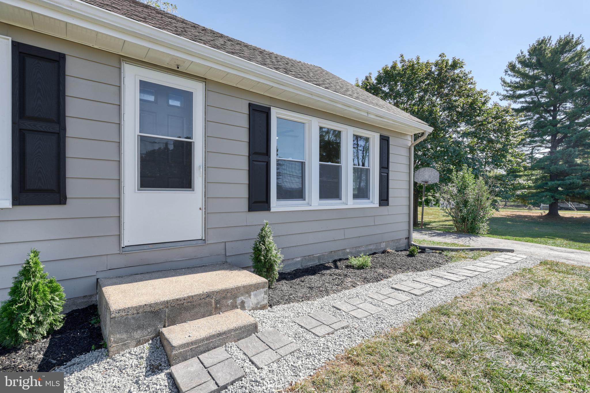 SOUTH MIDDLETON - Residential