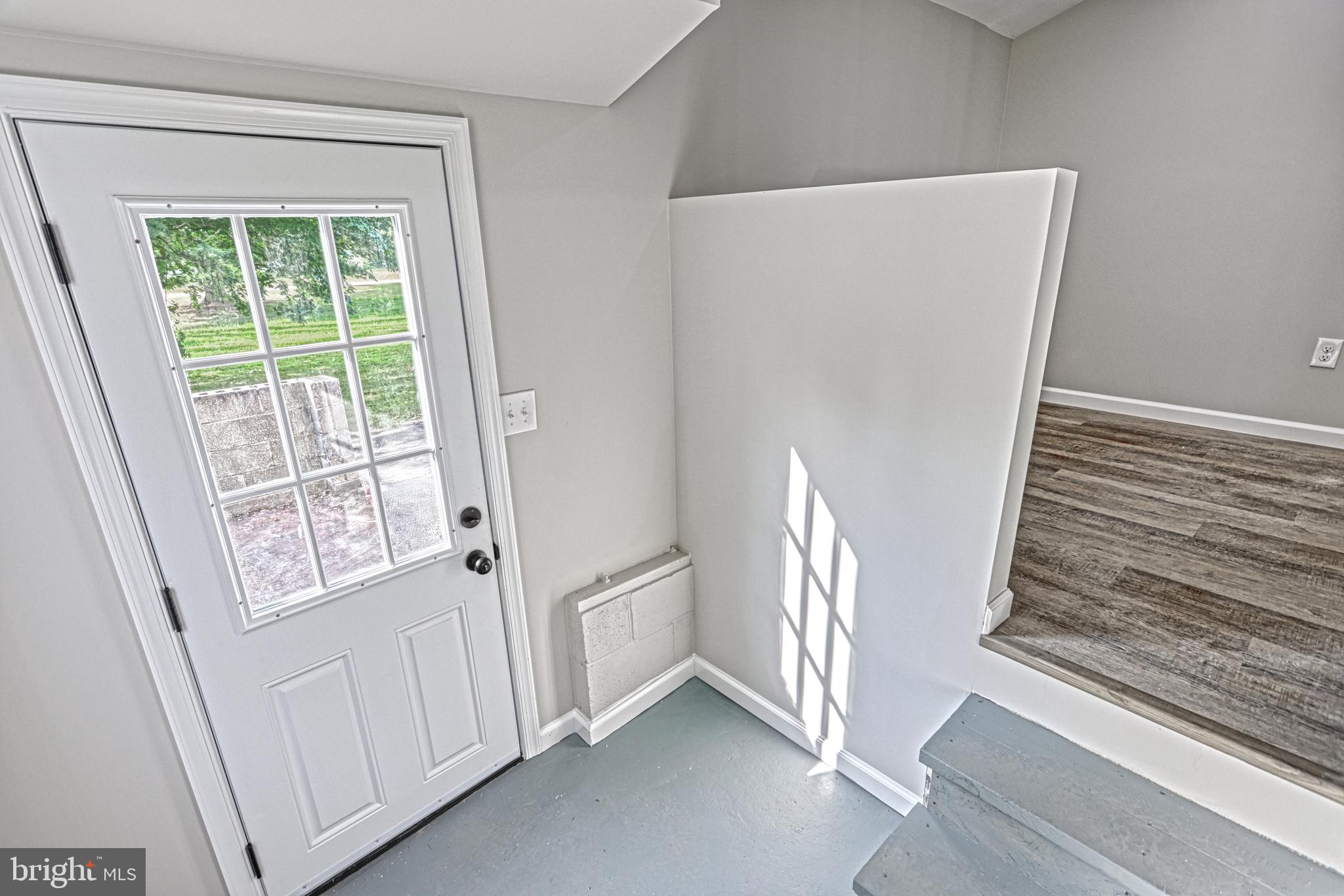 SOUTH MIDDLETON - Residential