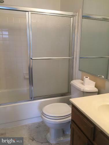 WILLIAMSTOWN - Residential