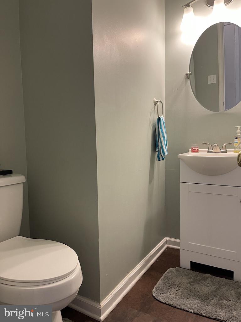 VILLAGES OF SALEM STATION - Residential