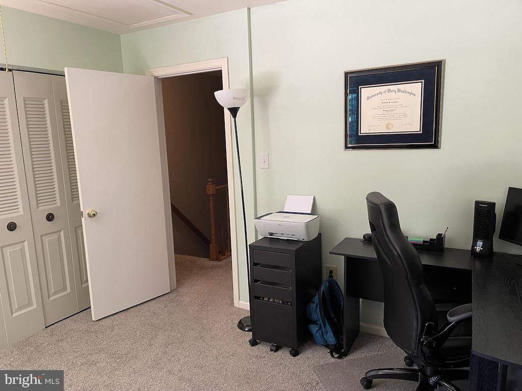 VILLAGES OF SALEM STATION - Residential