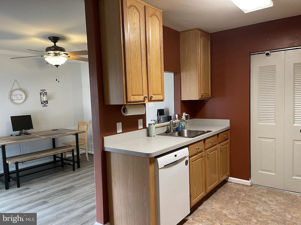 VILLAGES OF SALEM STATION - Residential