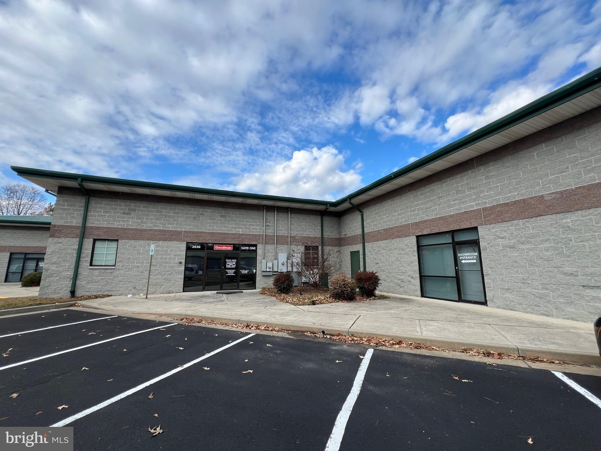 NONE AVAILABLE - Commercial Lease