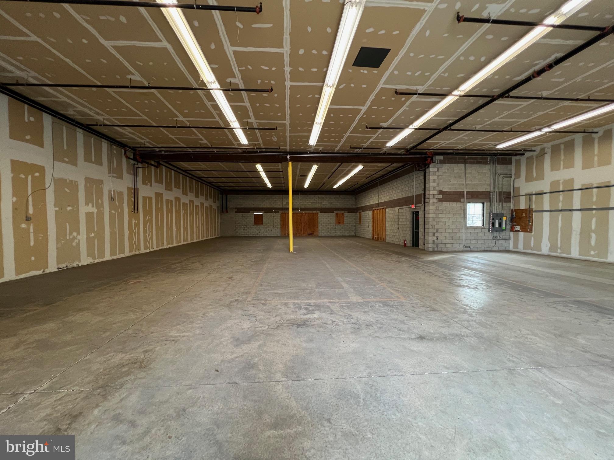 NONE AVAILABLE - Commercial Lease