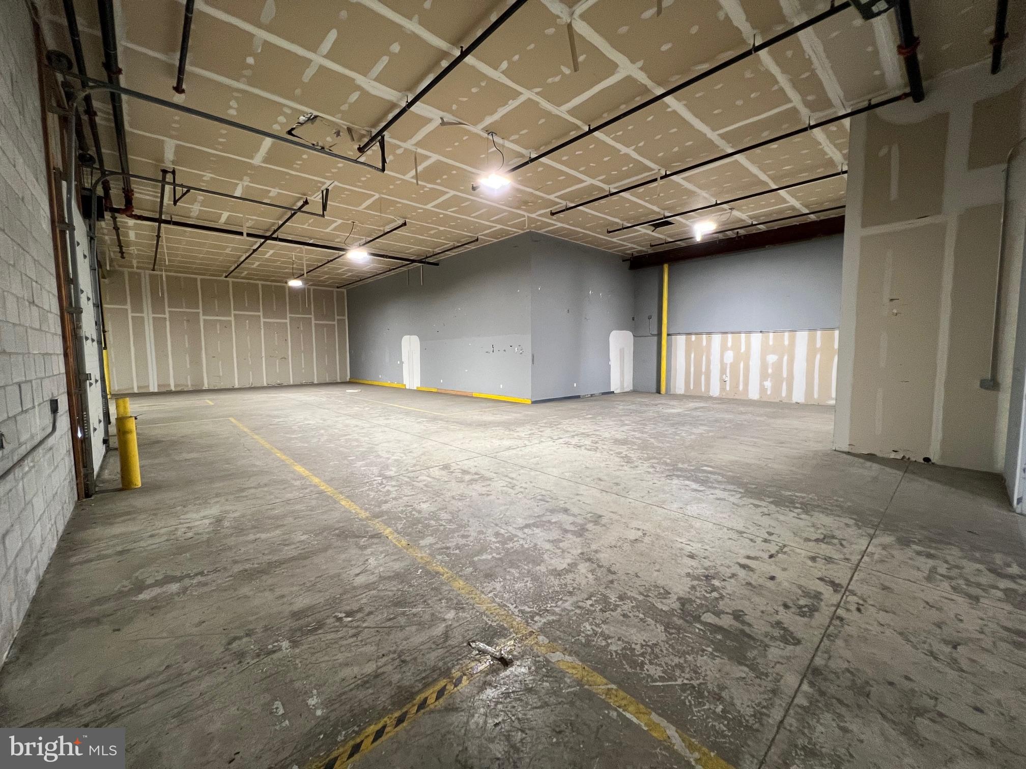 NONE AVAILABLE - Commercial Lease