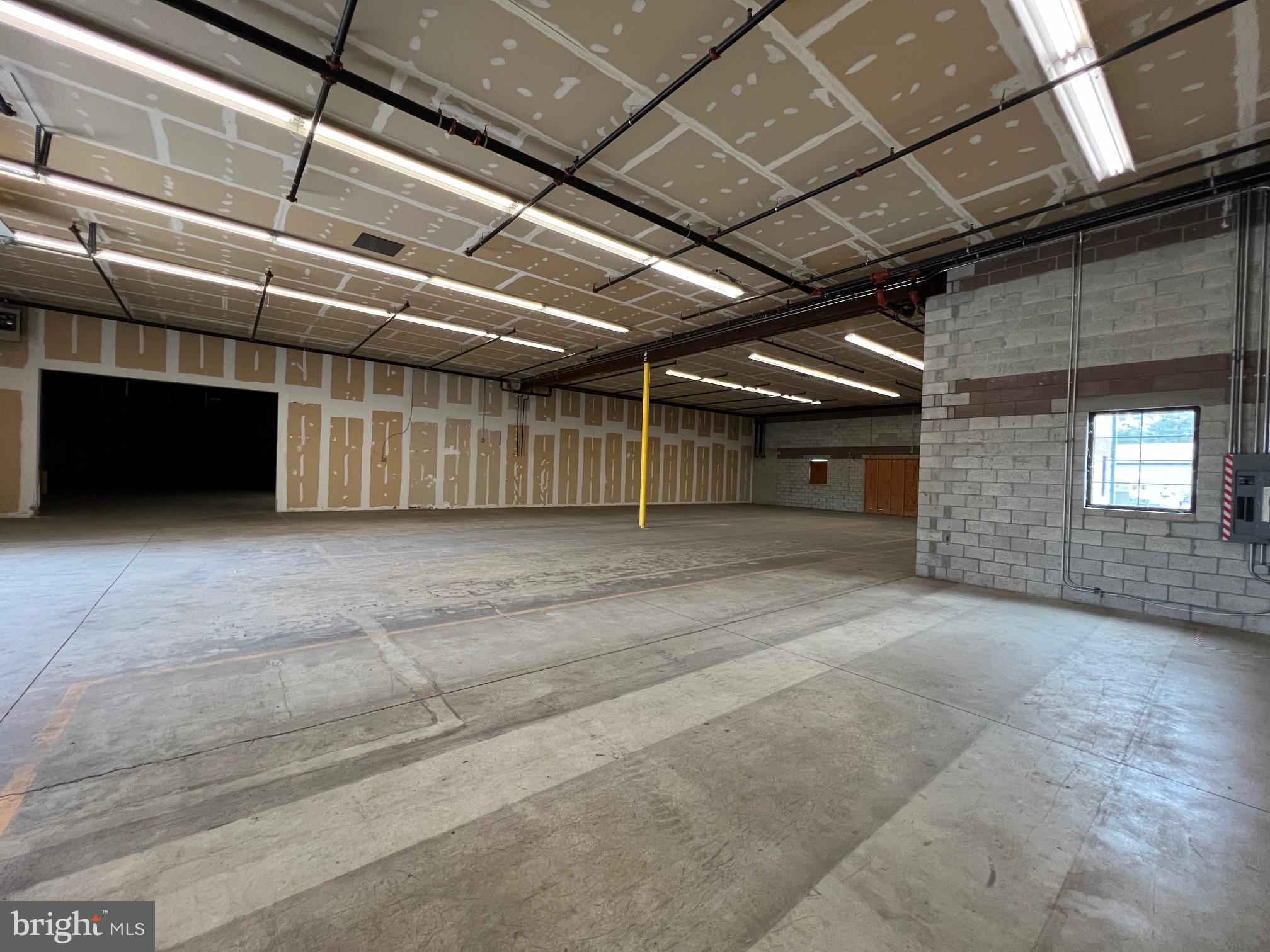 NONE AVAILABLE - Commercial Lease