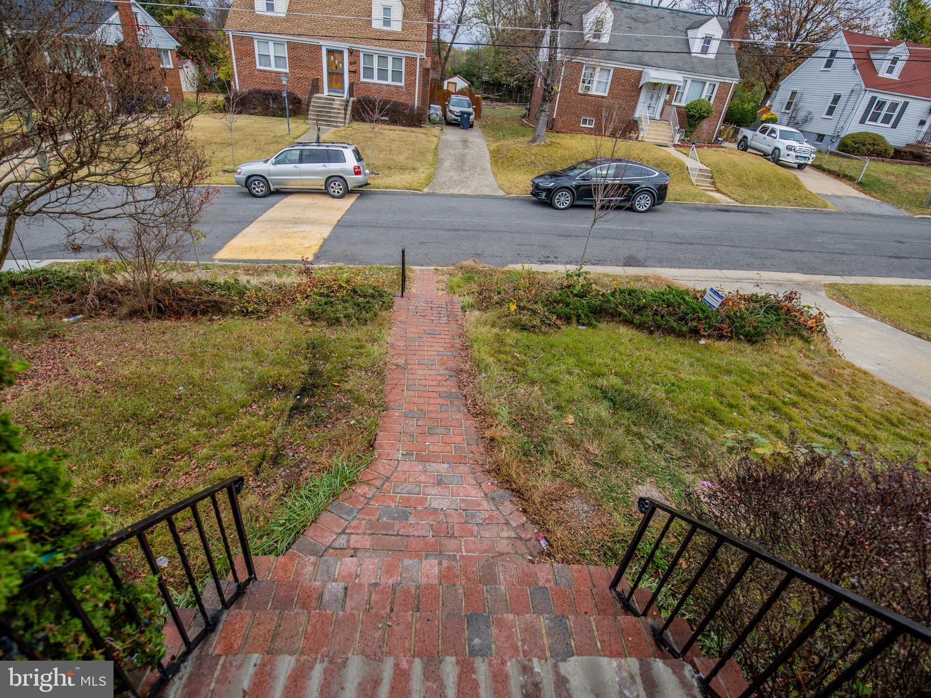 FOREST HEIGHTS - Residential