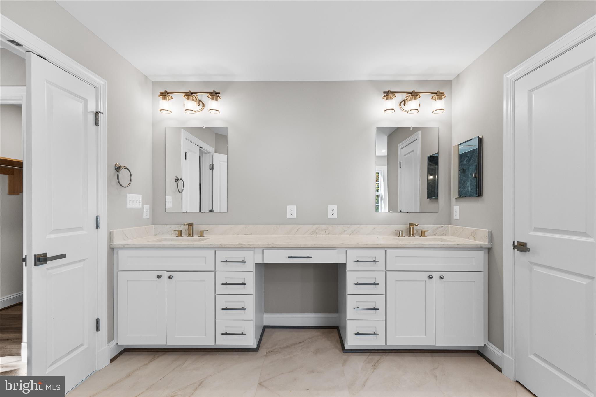 WATERFORD COVE - Residential