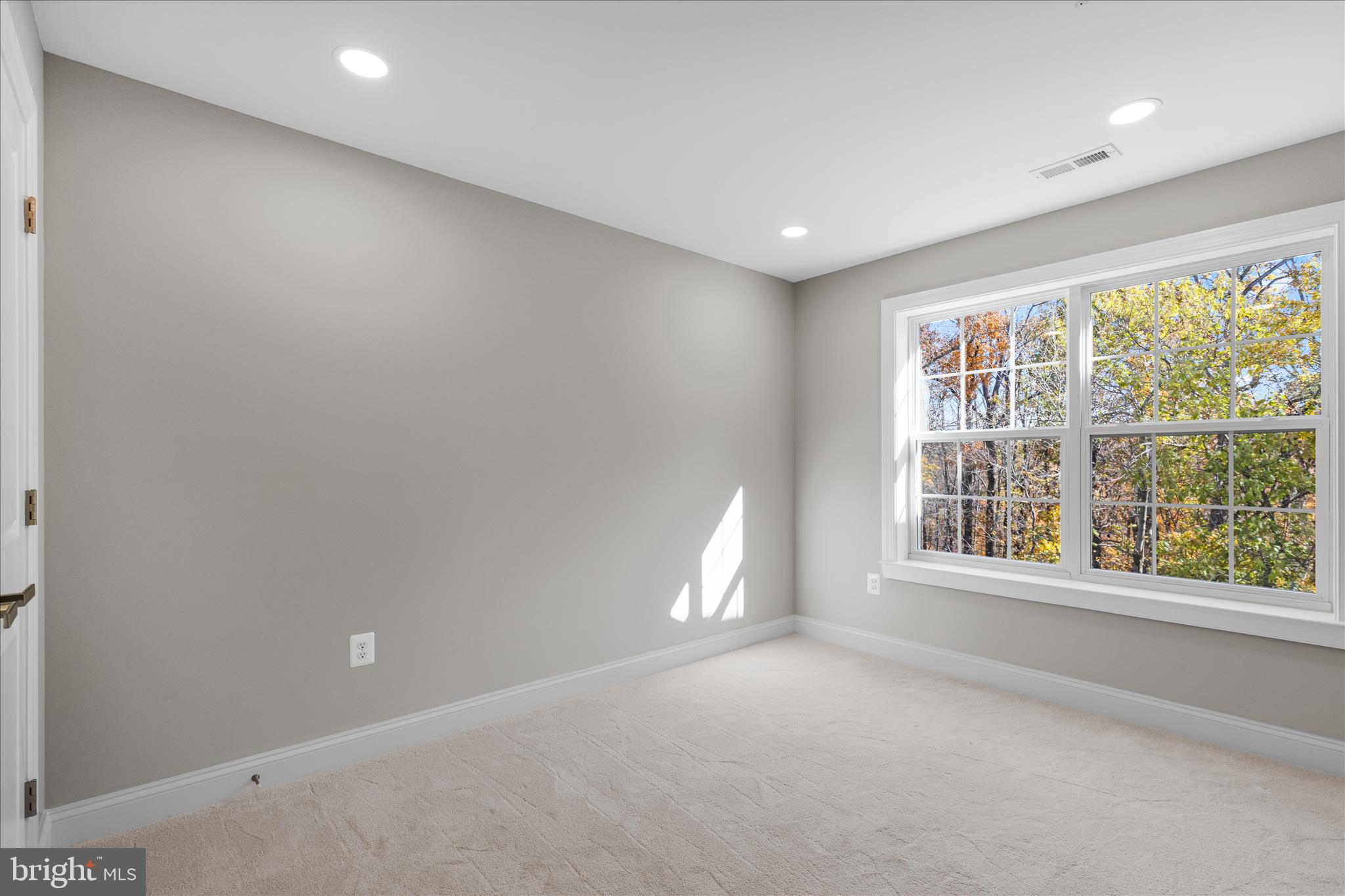 WATERFORD COVE - Residential