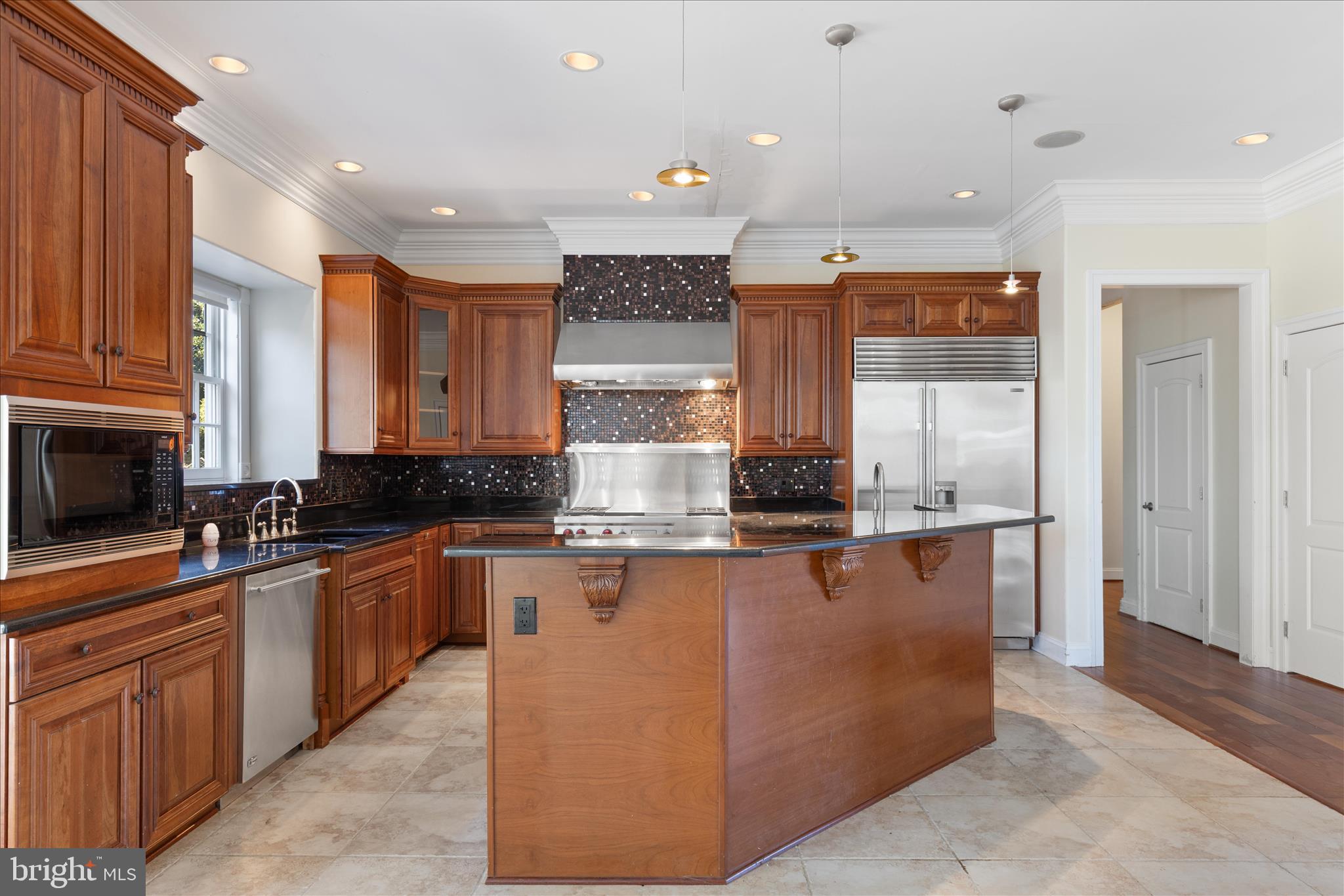 WATERFORD COVE - Residential