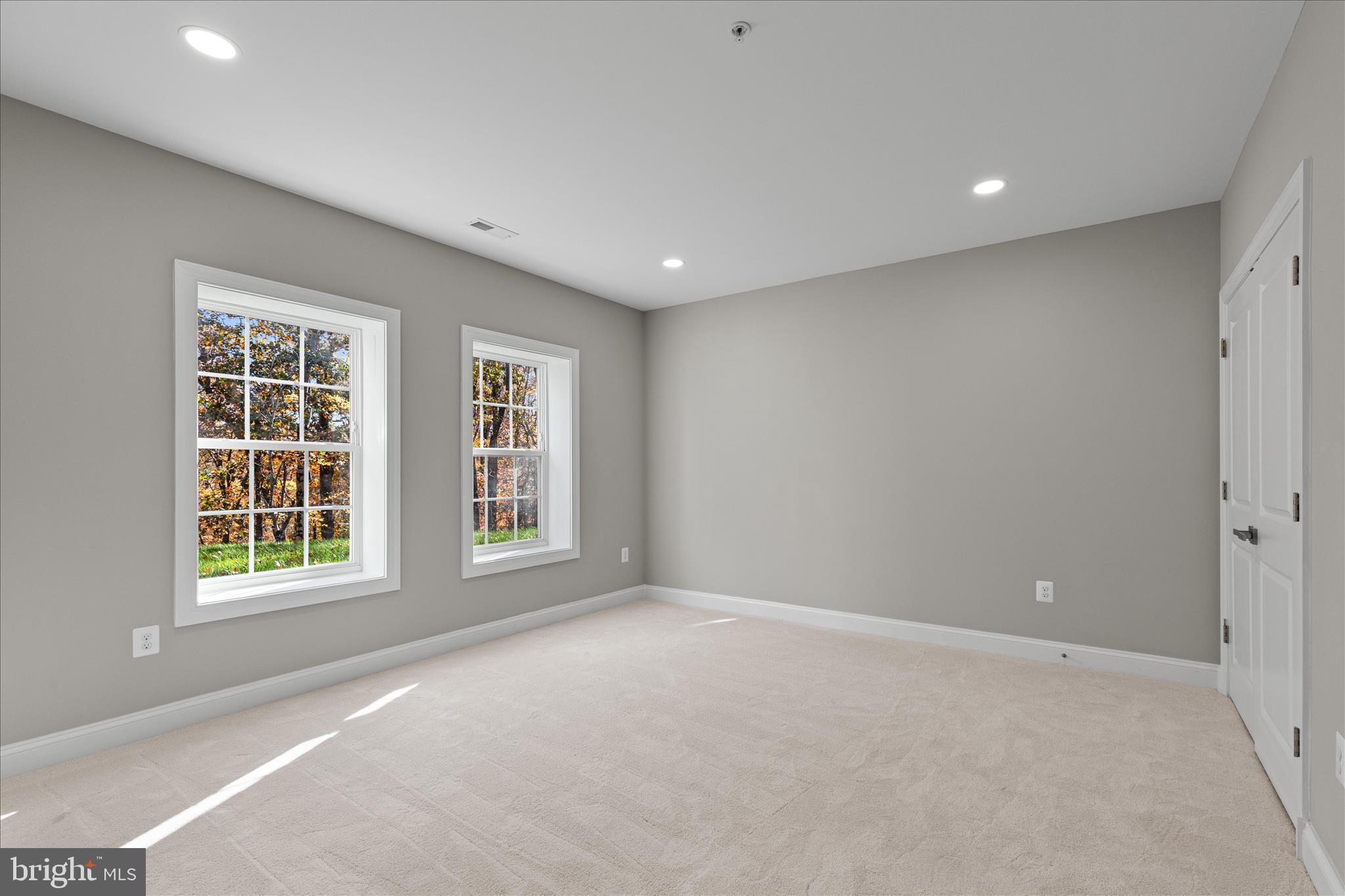 WATERFORD COVE - Residential