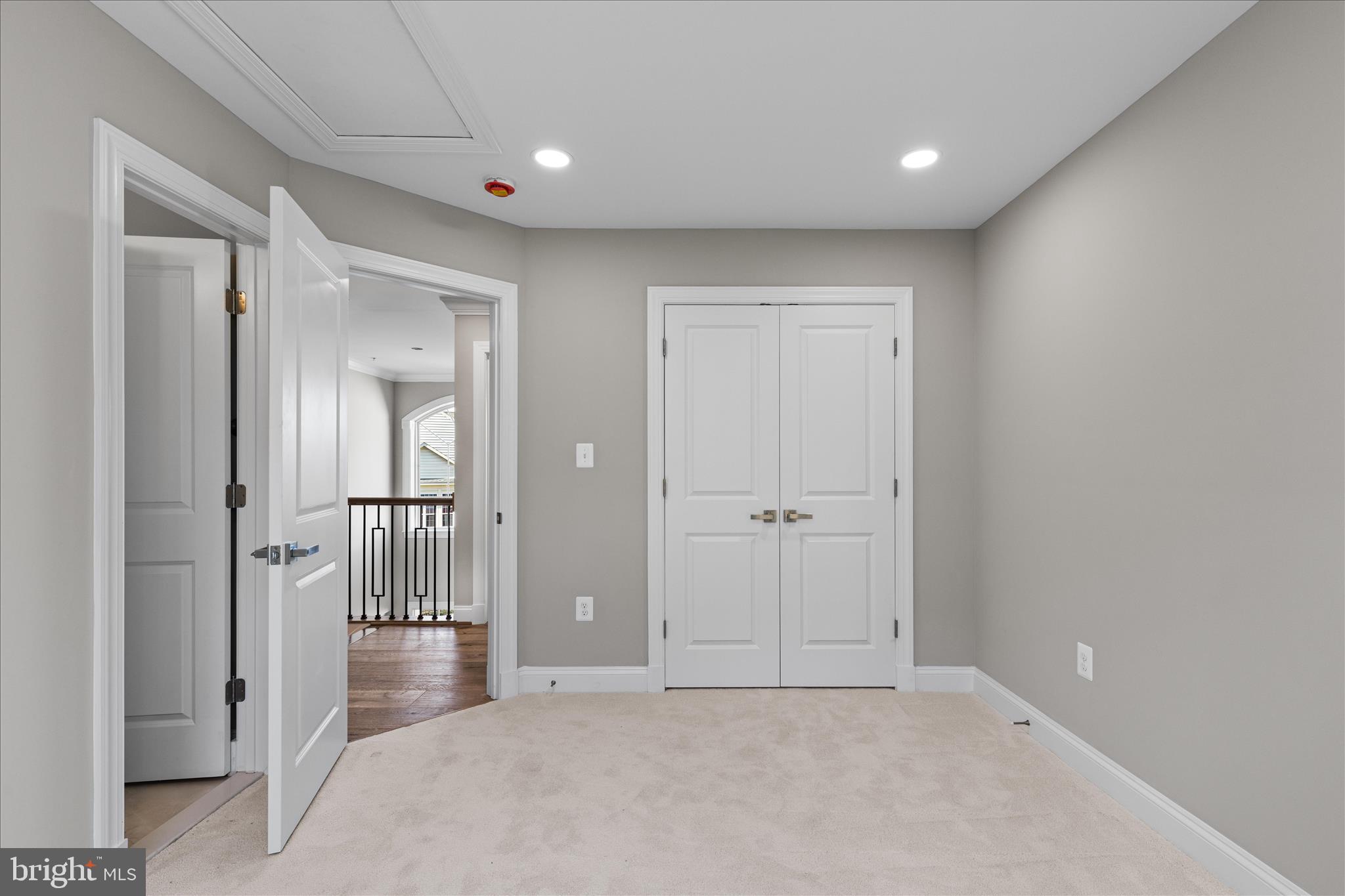 WATERFORD COVE - Residential