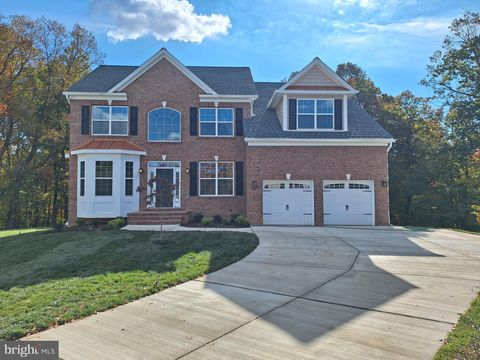 200 LISMORE DRIVE FORT WASHINGTON MD 20744