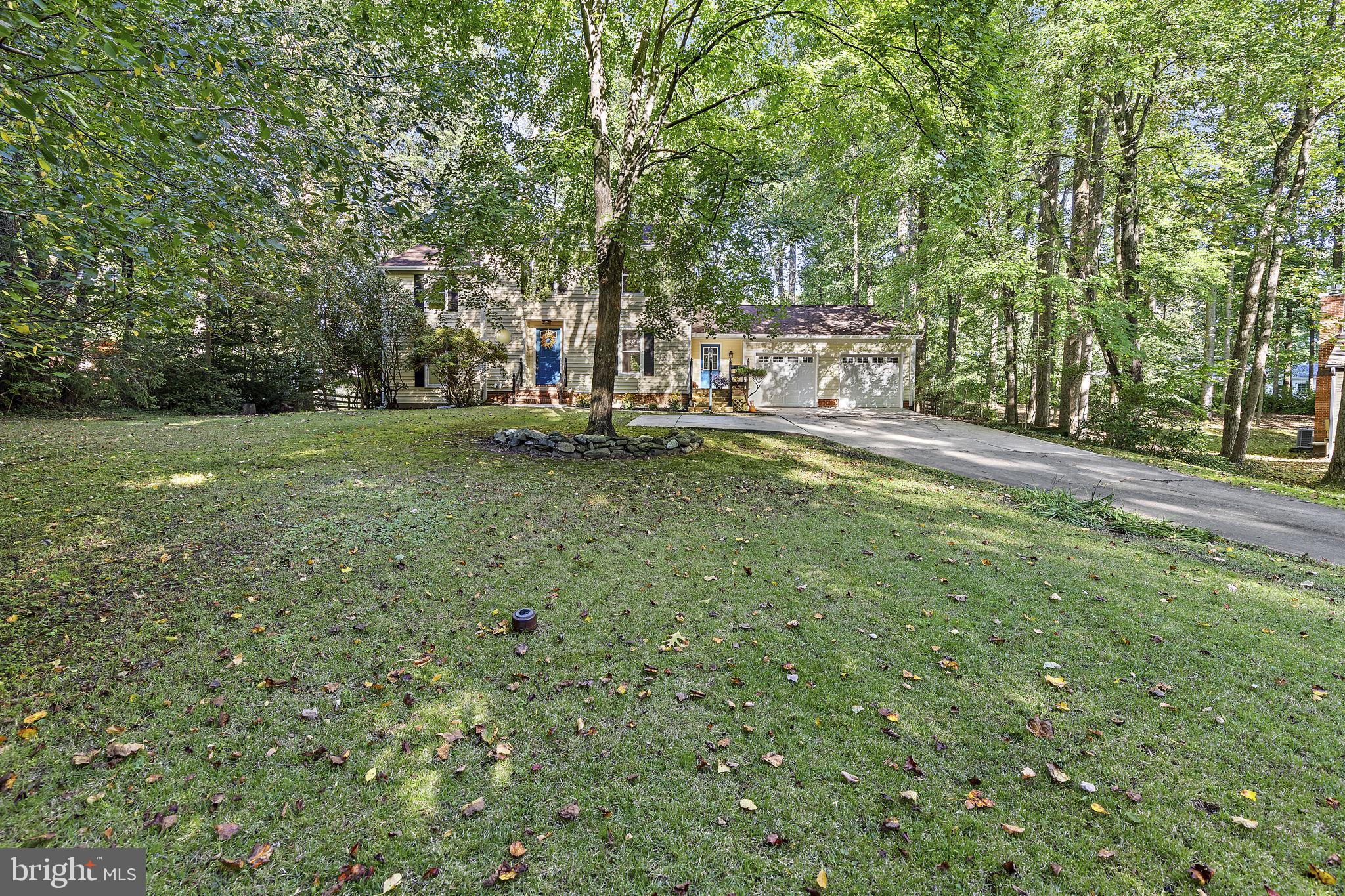 10384 LAUNCELOT LANE