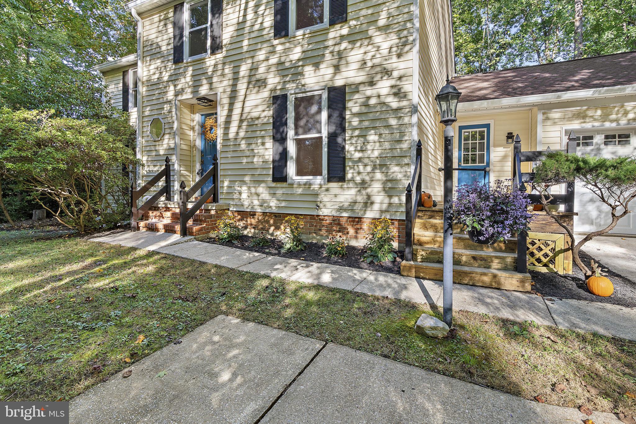 10384 LAUNCELOT LANE