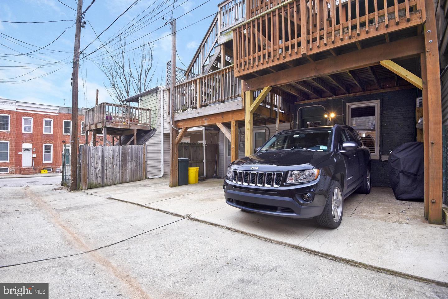 440 E CLEMENT STREET