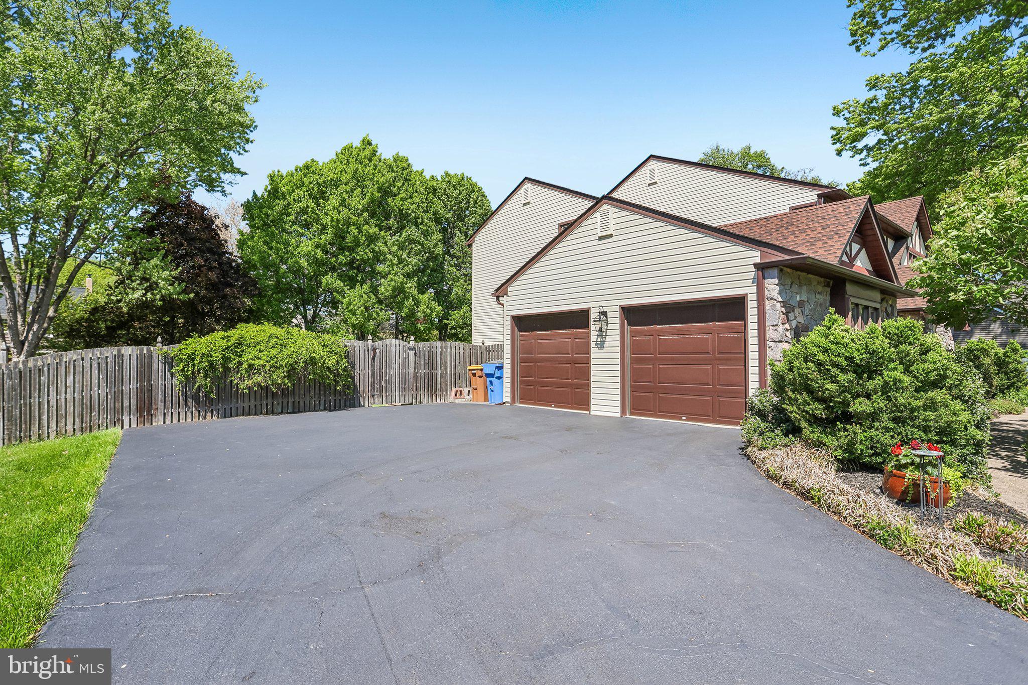 WYNNEWOOD - Residential