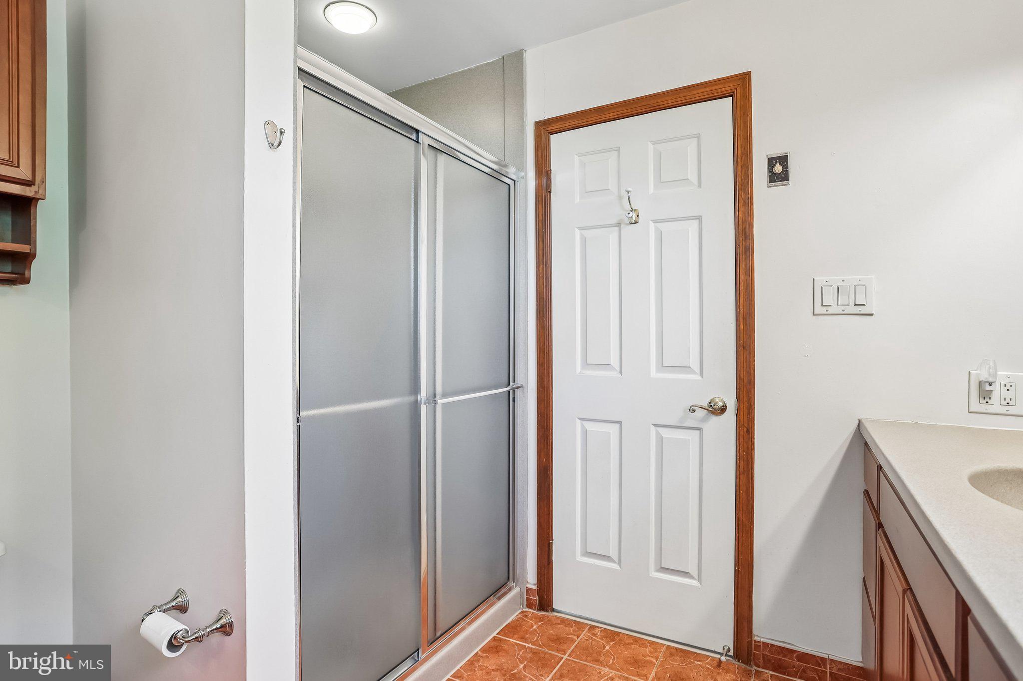 WYNNEWOOD - Residential