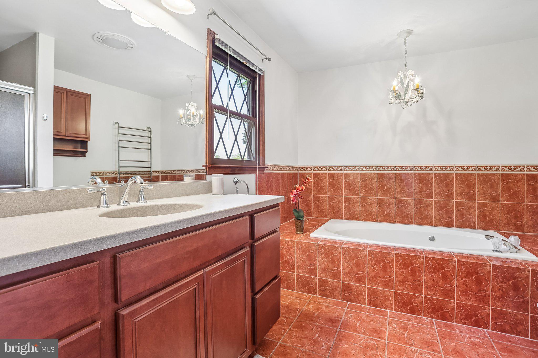WYNNEWOOD - Residential