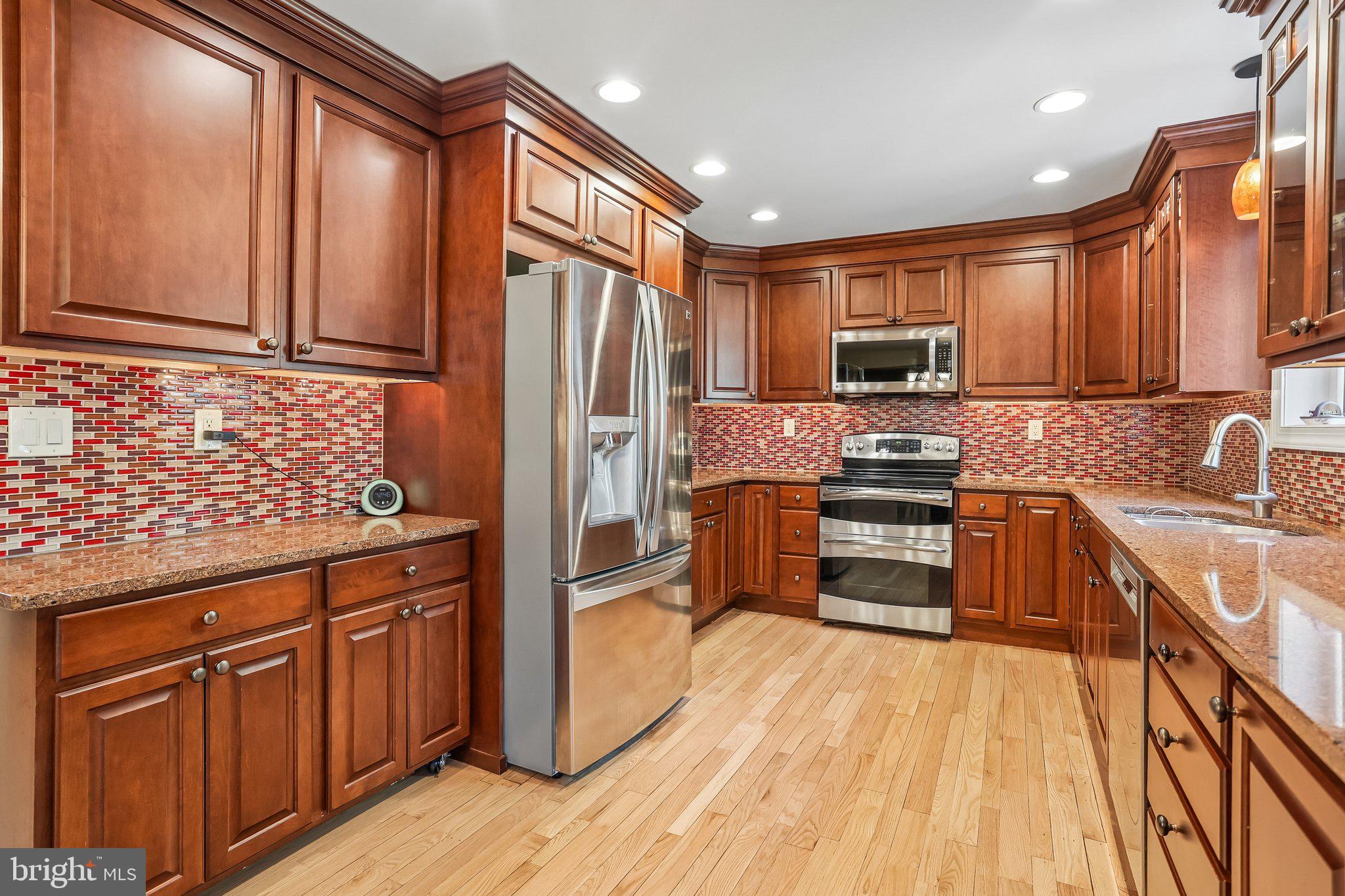 WYNNEWOOD - Residential