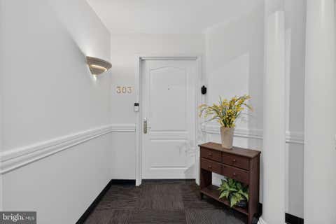 Condo For Sale - 100 Aura Road #303<br/> CLAYTON, NJ 08312