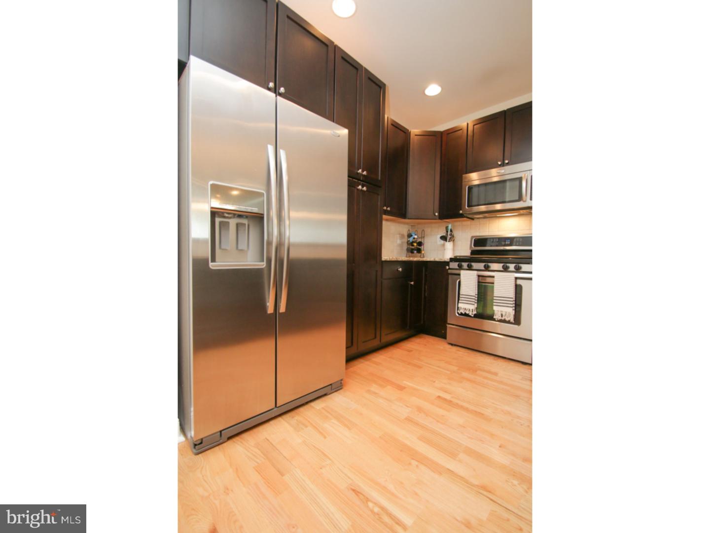 NAVAL SQUARE - Residential