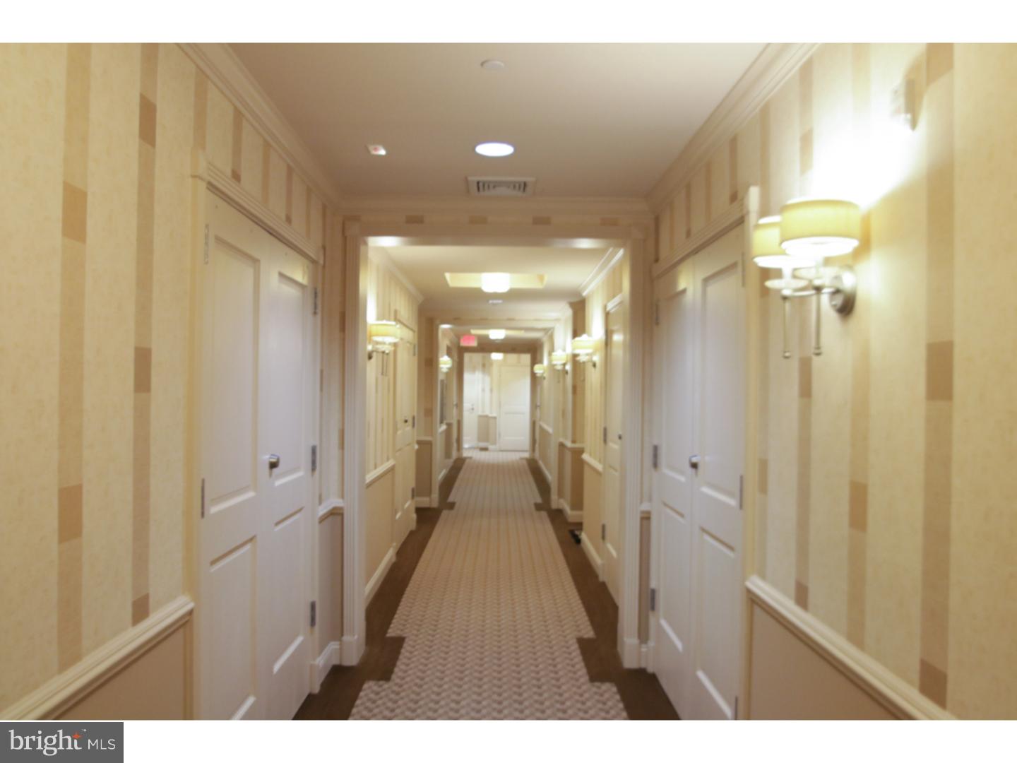 NAVAL SQUARE - Residential