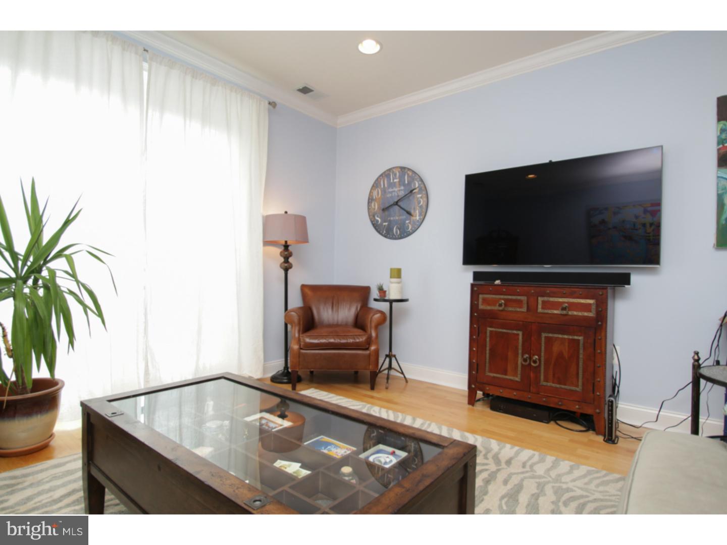 NAVAL SQUARE - Residential