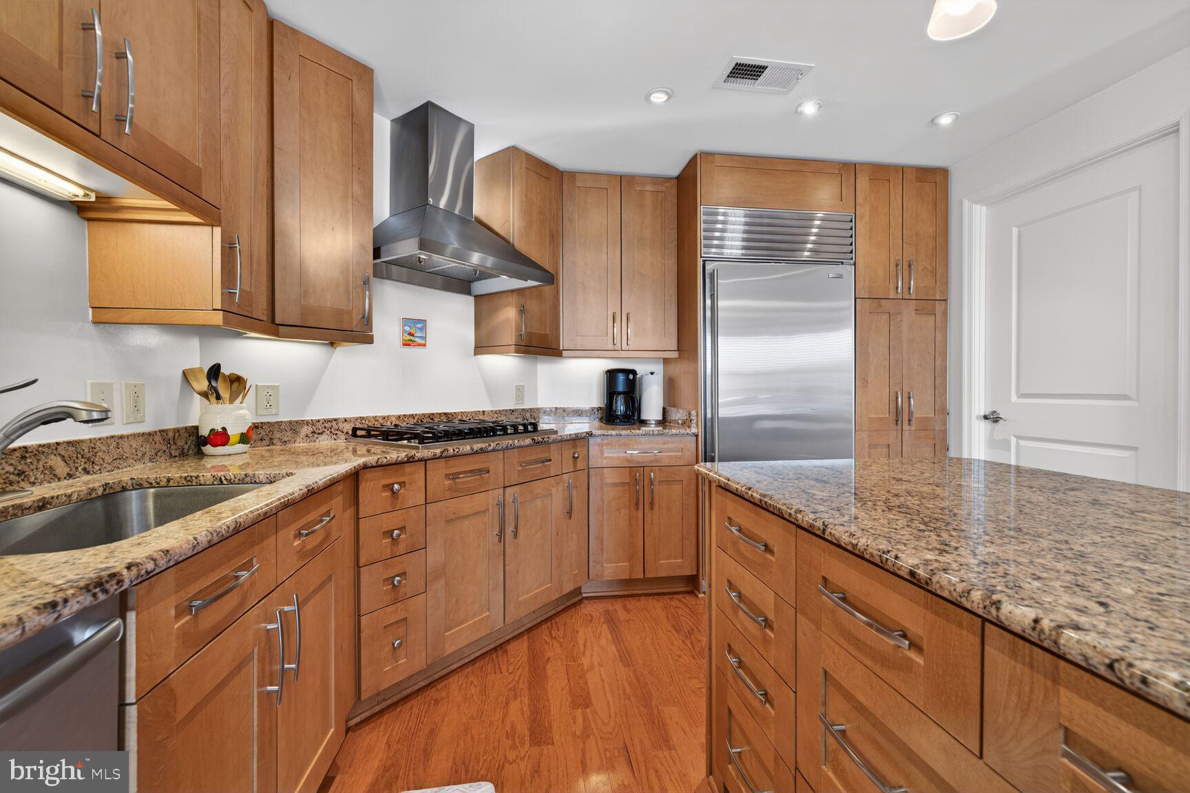 PARK POTOMAC - Residential