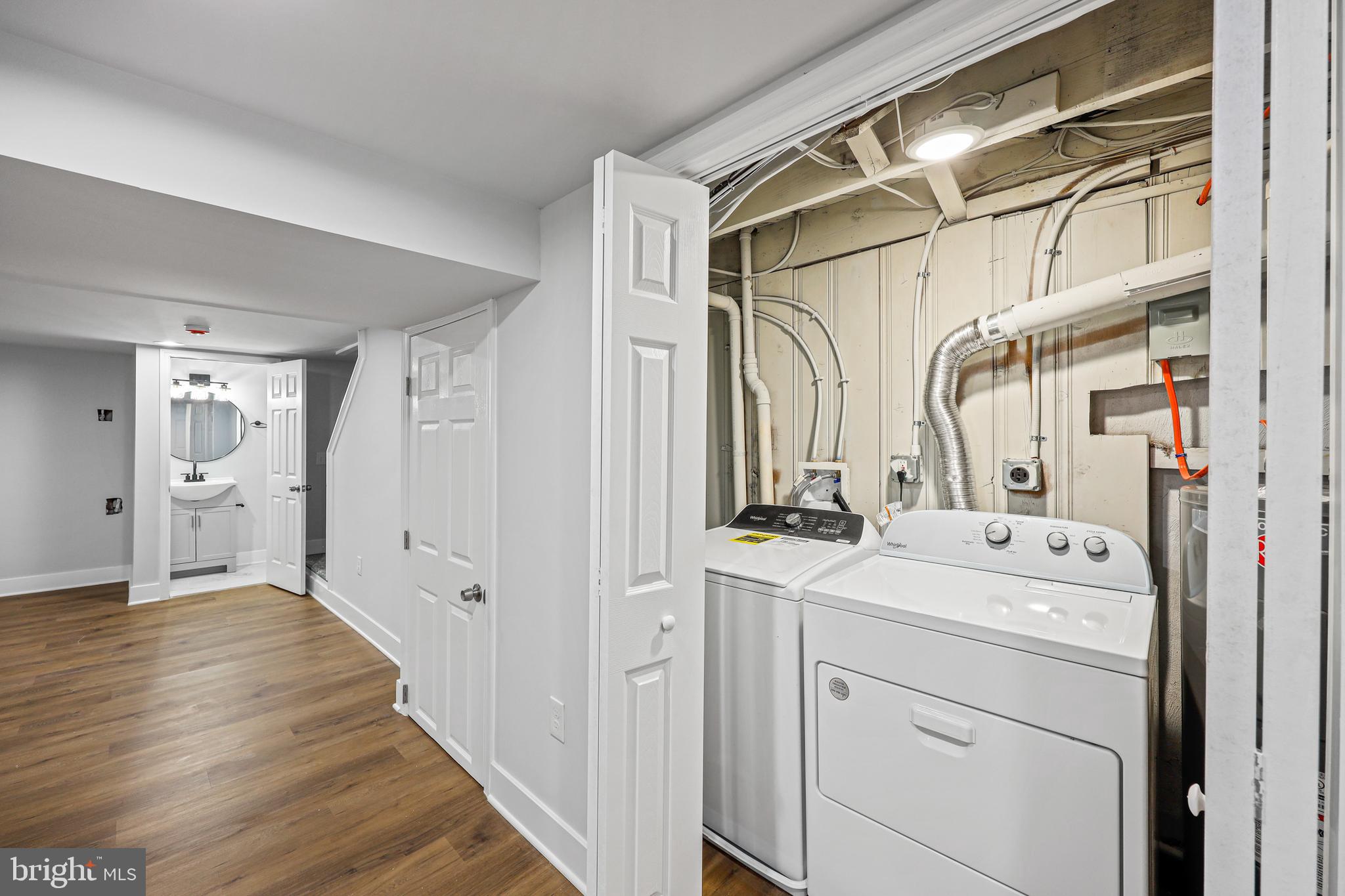 WOODMERE - Residential