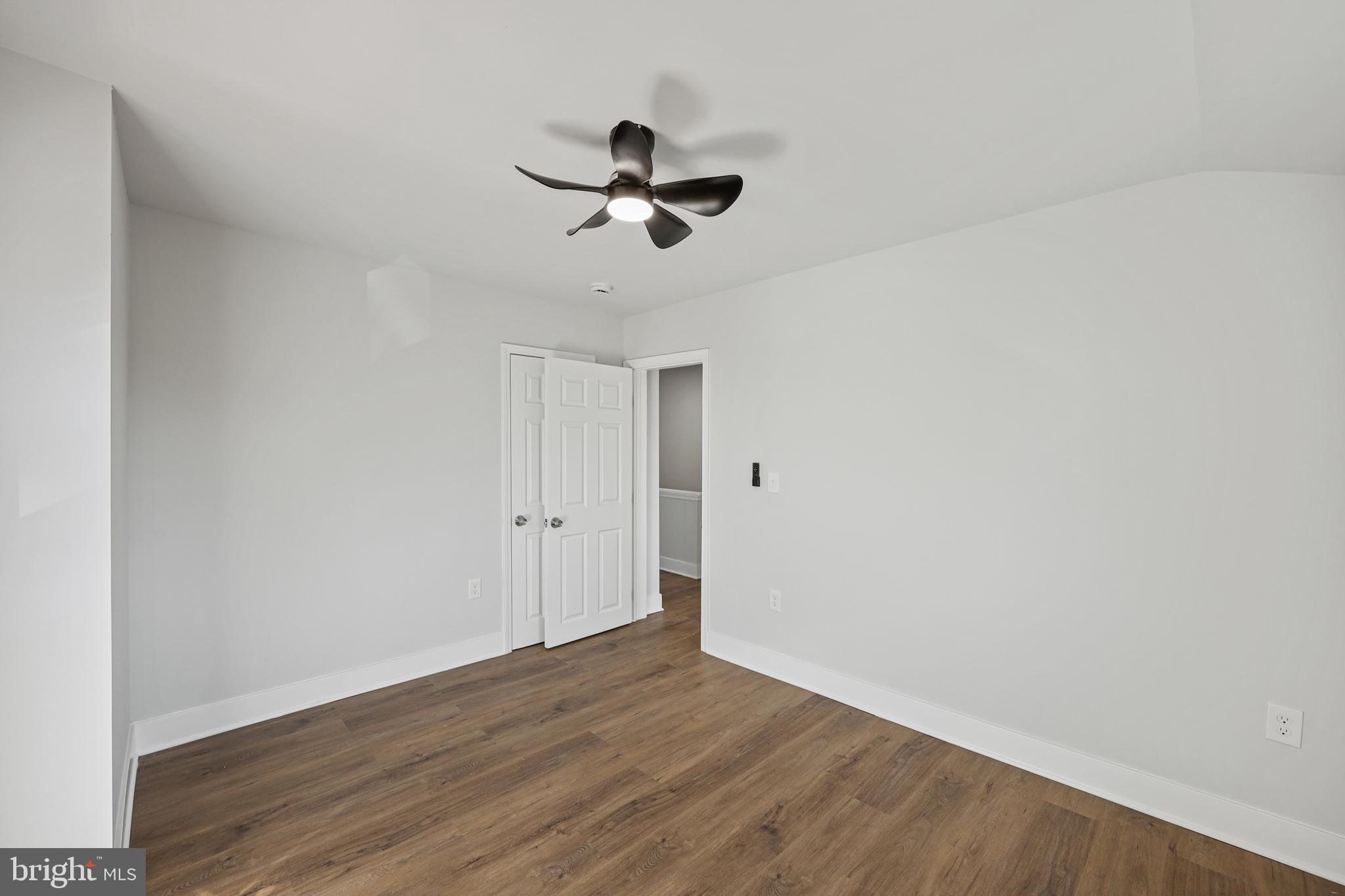 WOODMERE - Residential