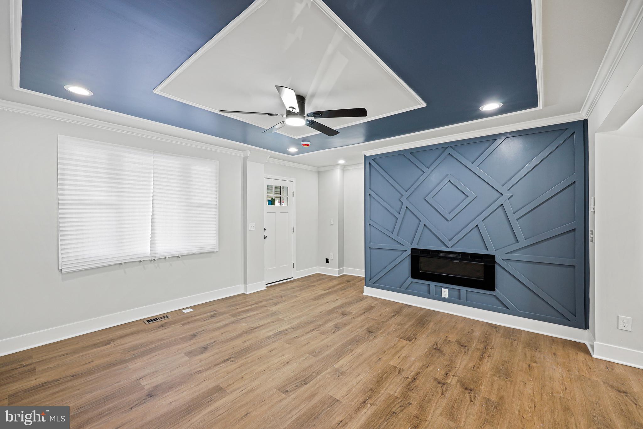 WOODMERE - Residential