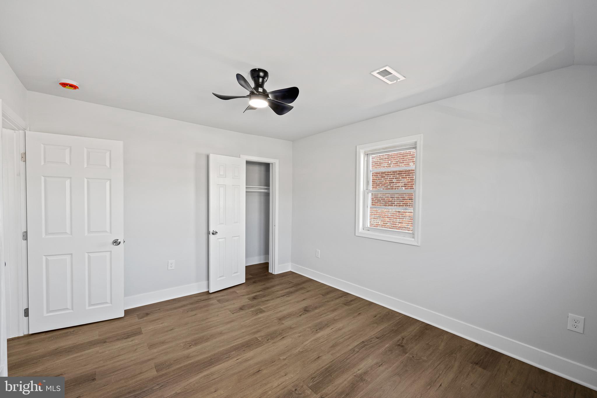 WOODMERE - Residential