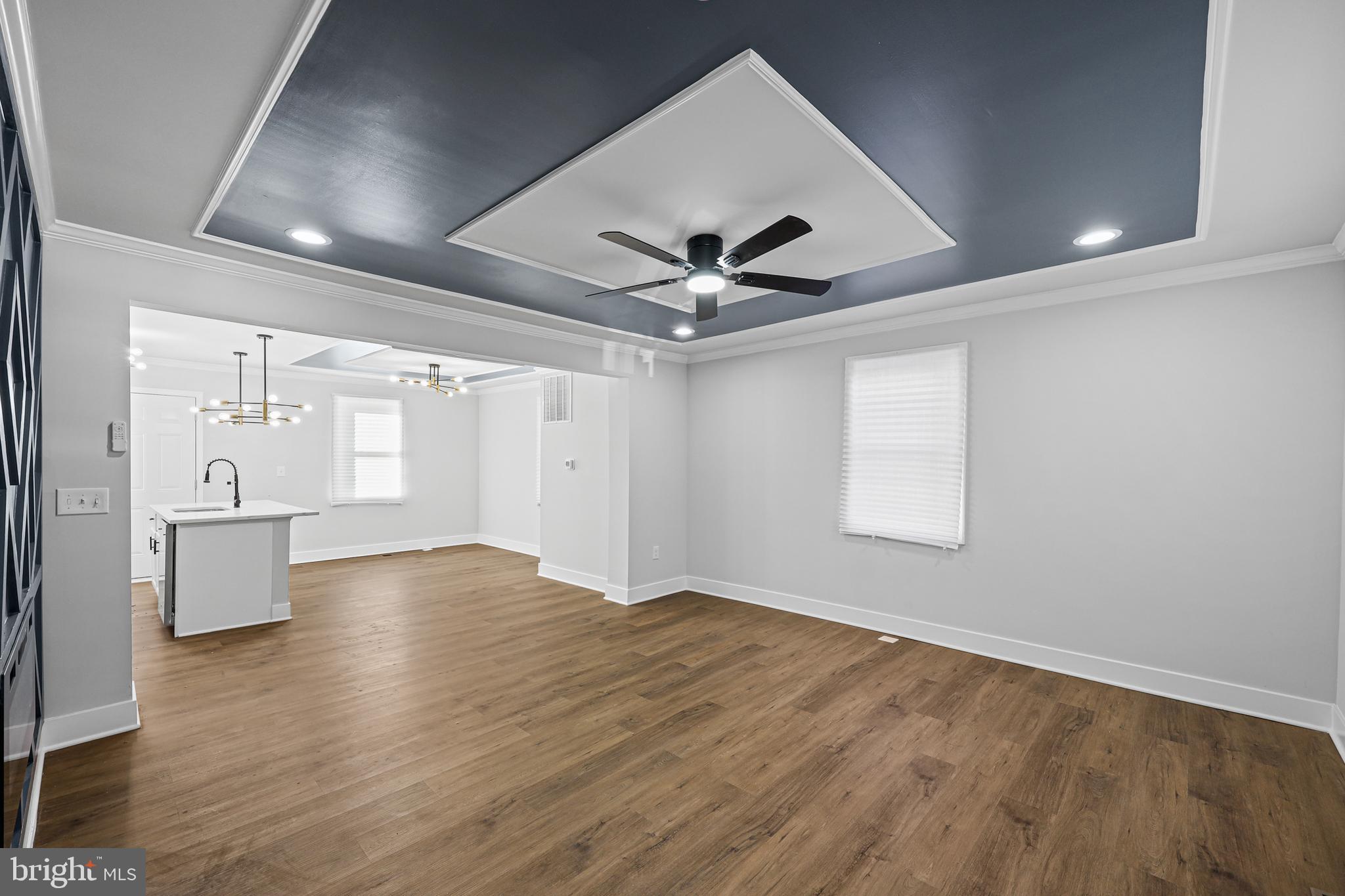 WOODMERE - Residential