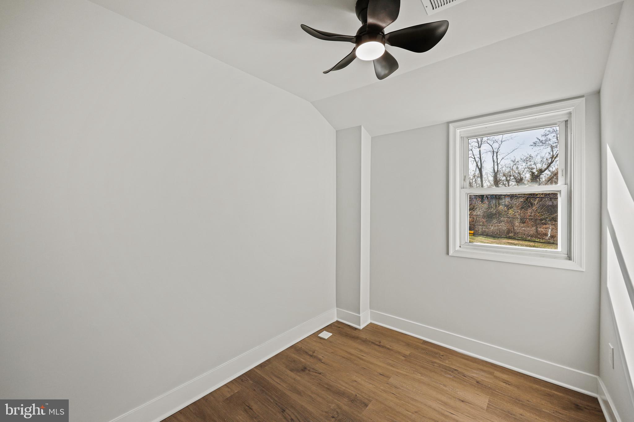 WOODMERE - Residential