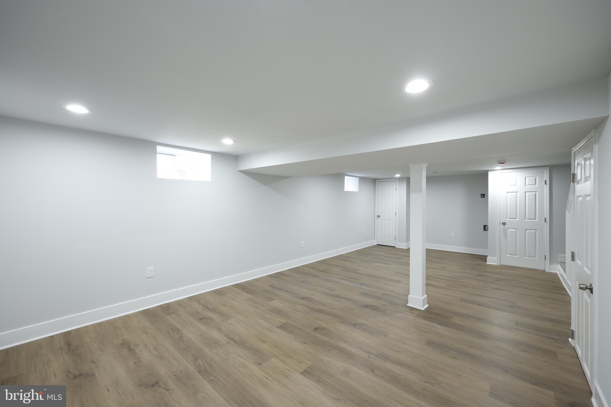 WOODMERE - Residential