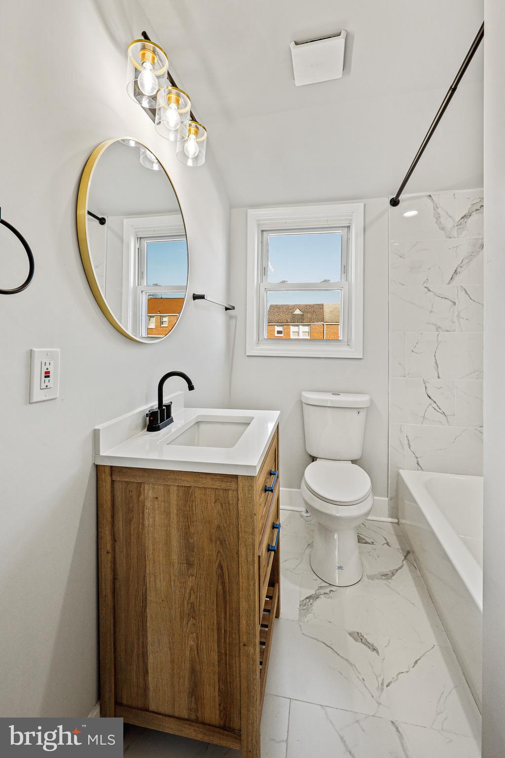 WOODMERE - Residential