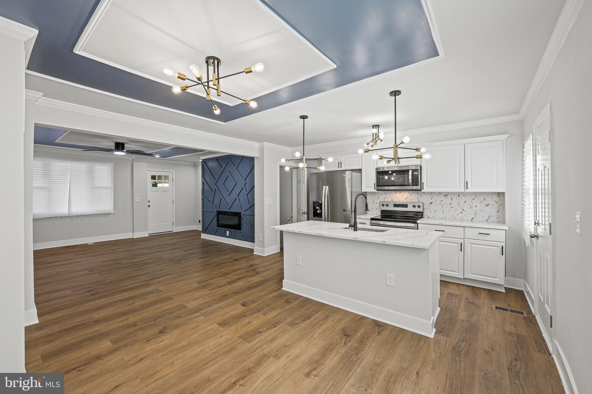 WOODMERE - Residential