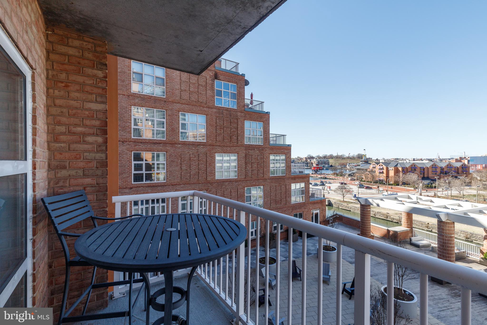 INNER HARBOR - Residential