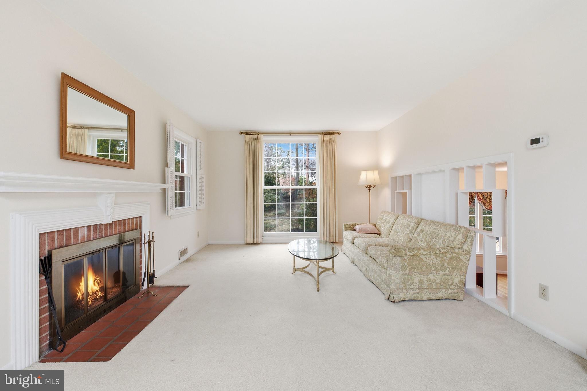 2106 WAKEFIELD STREET