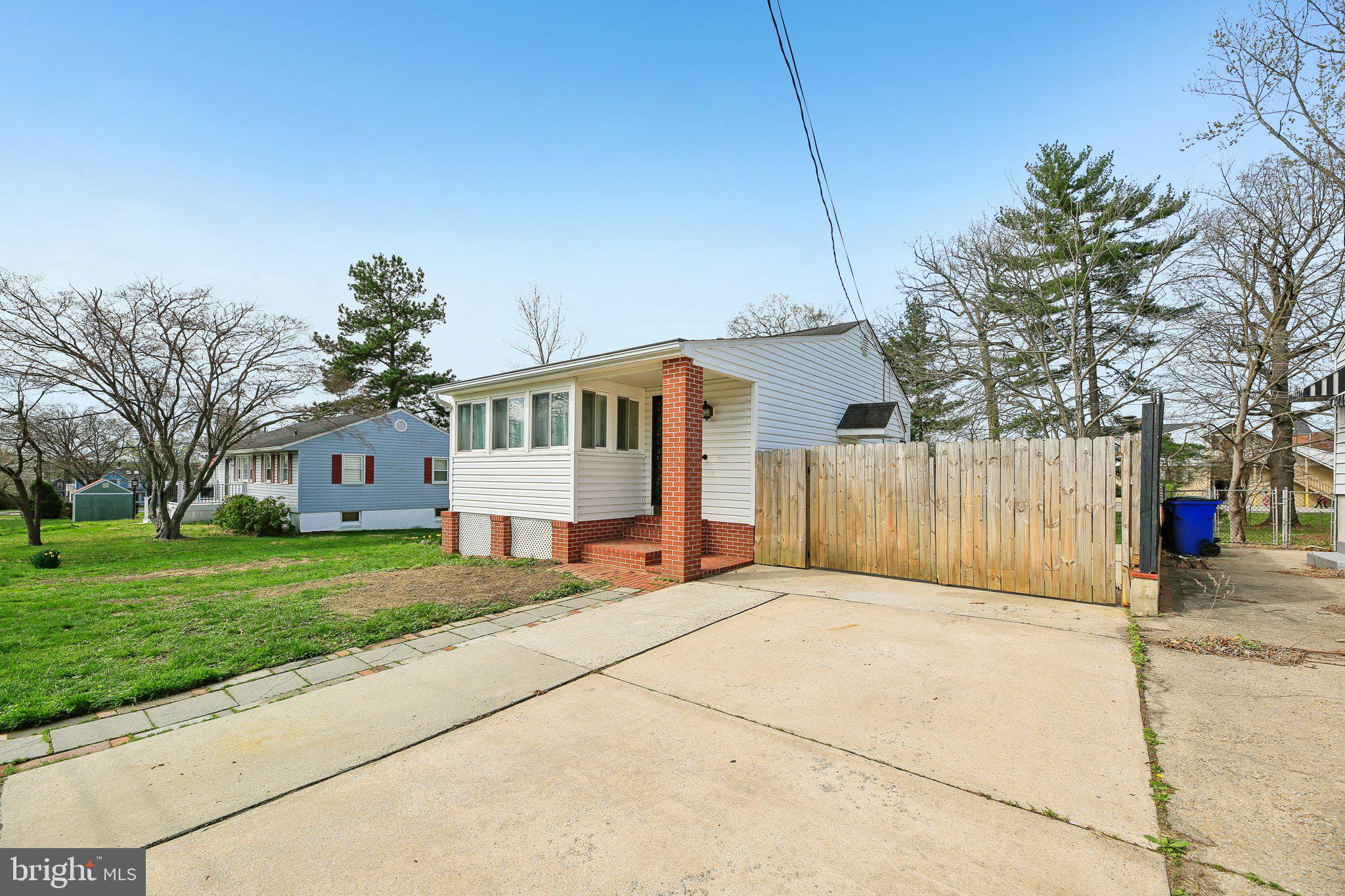 SAVAGE MEADOWS - Residential