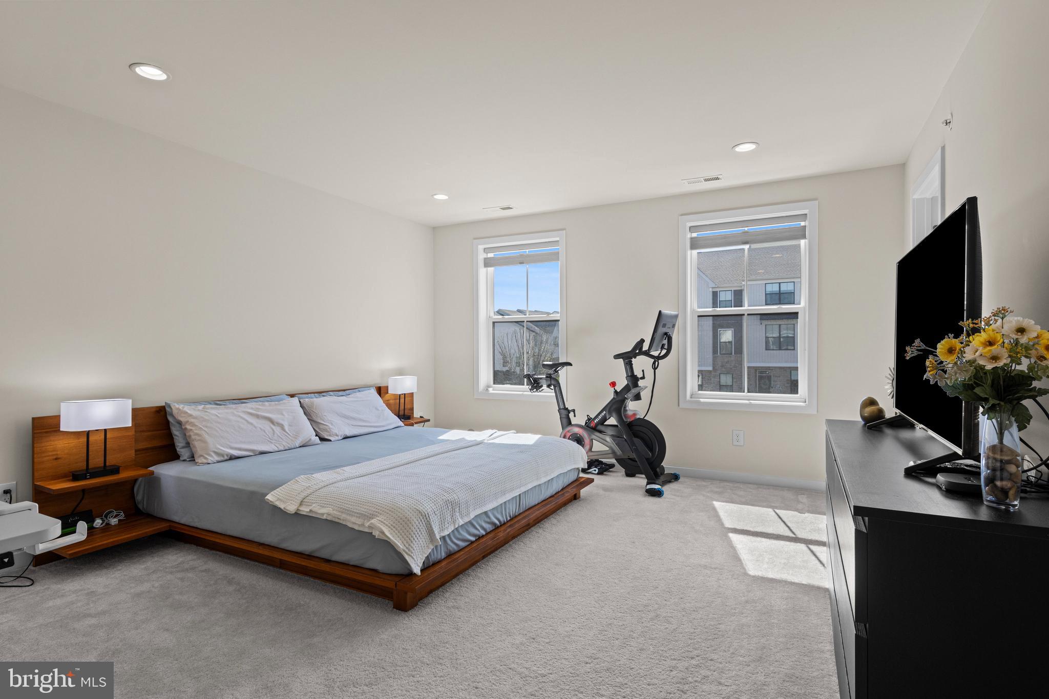 FRANKLIN STATION - Residential