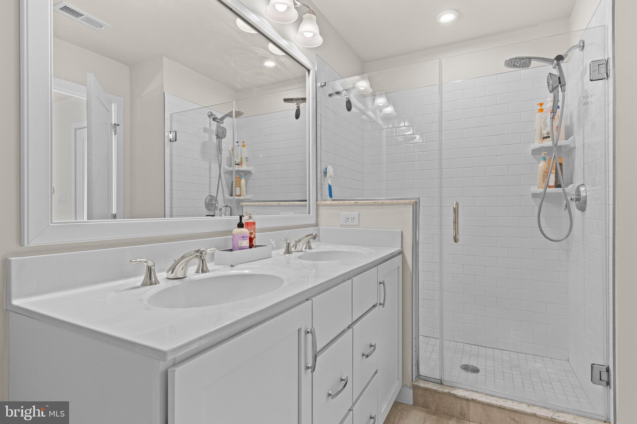 FRANKLIN STATION - Residential